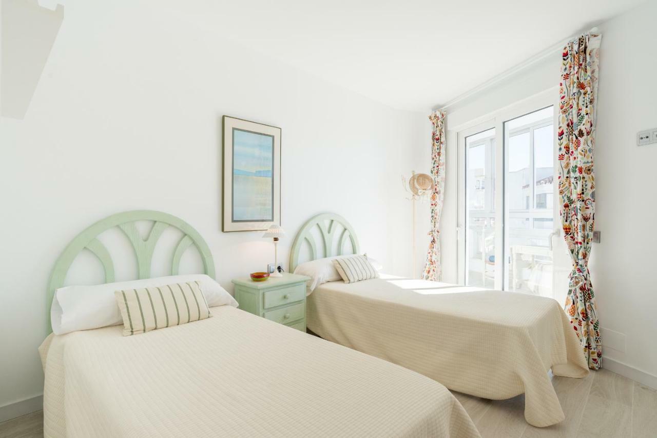 Tgh/ Marbella Beachfront And Center Luaran gambar