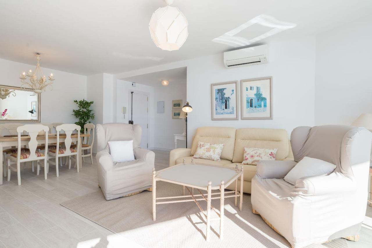 Tgh/ Marbella Beachfront And Center Luaran gambar