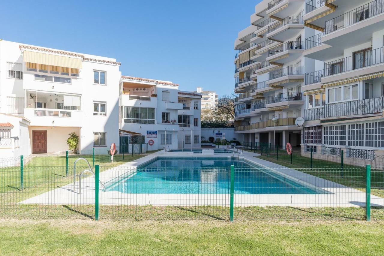 Tgh/ Marbella Beachfront And Center Luaran gambar